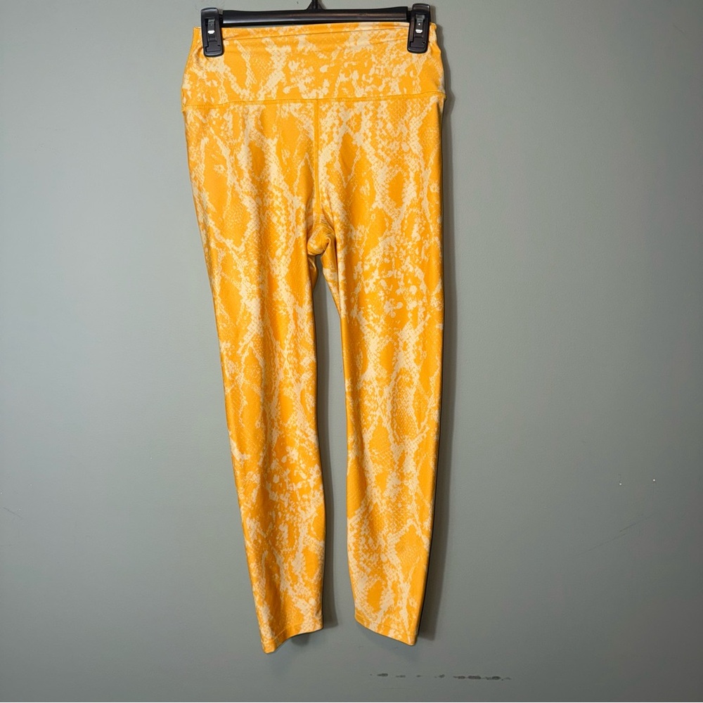 Carbon38 Printed High Rise Legging "Kumquat Snake Yellow" Medium